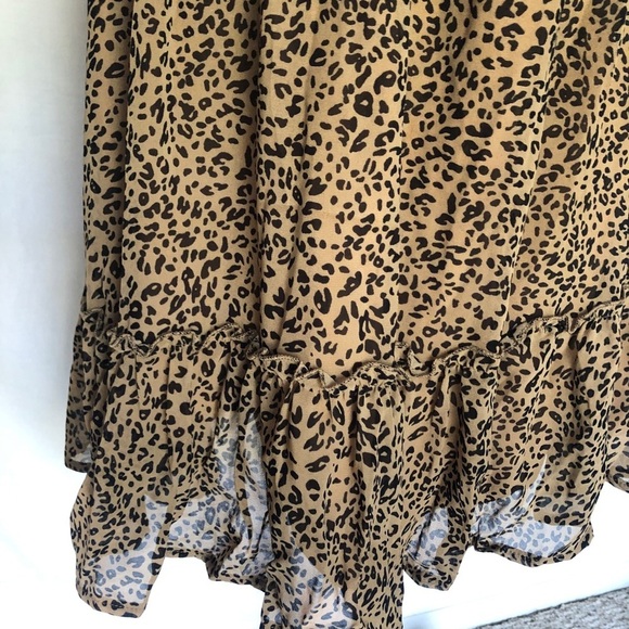 leopard print Halter dress BTFBM Sleeveless, ruffle edge hem, tie at neck Size L - Picture 3 of 10